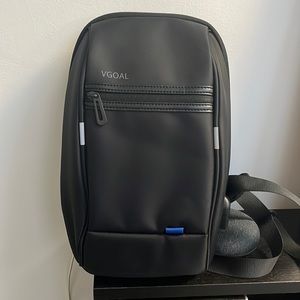 VGOAL small allSling backpack